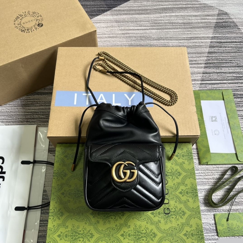 G*u*i bucket bags